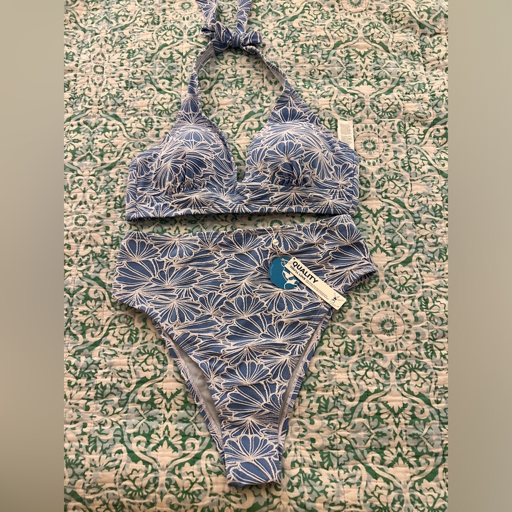 Cupshe Blue and White Bikini Set